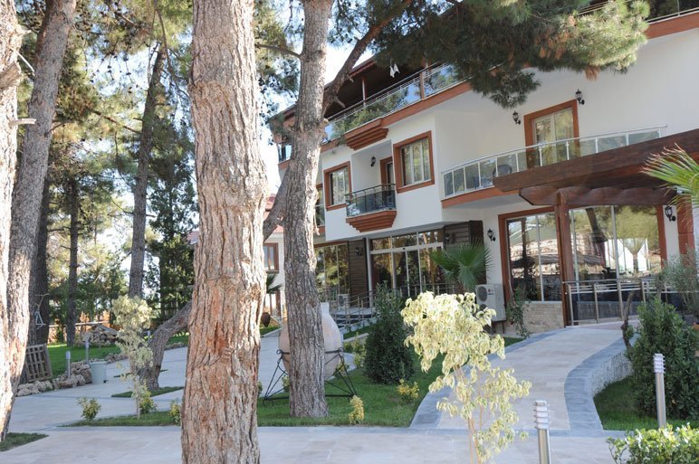 White Heaven Hotel