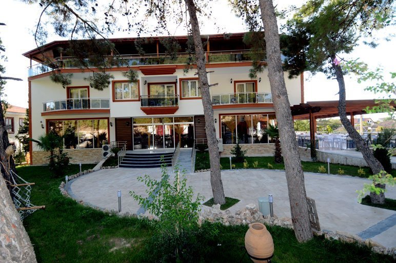 White Heaven Hotel