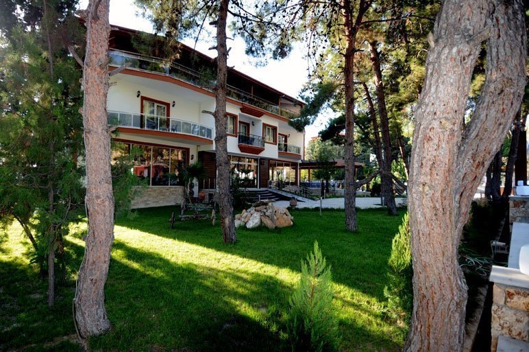 White Heaven Hotel